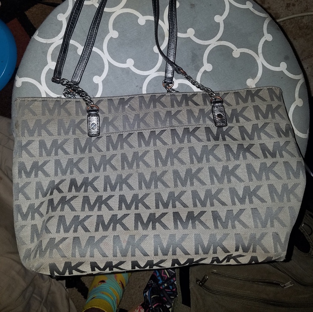 Michael Kors tote